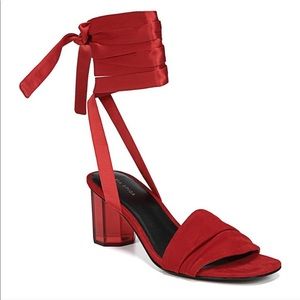 Via spiga nova rogue su